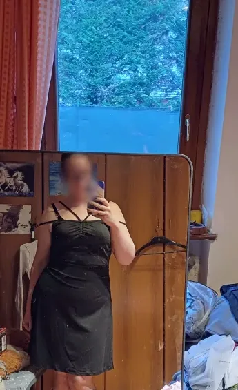 Charlotte, 27