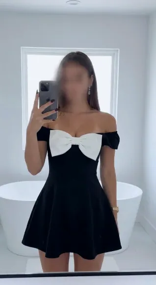 Charlotte, 28