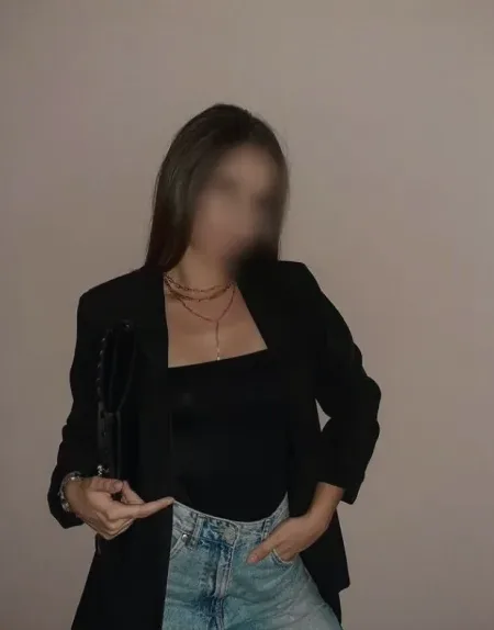 Christina, 35