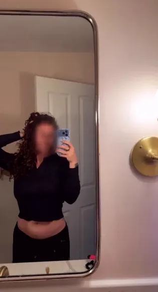 Jovana, 37