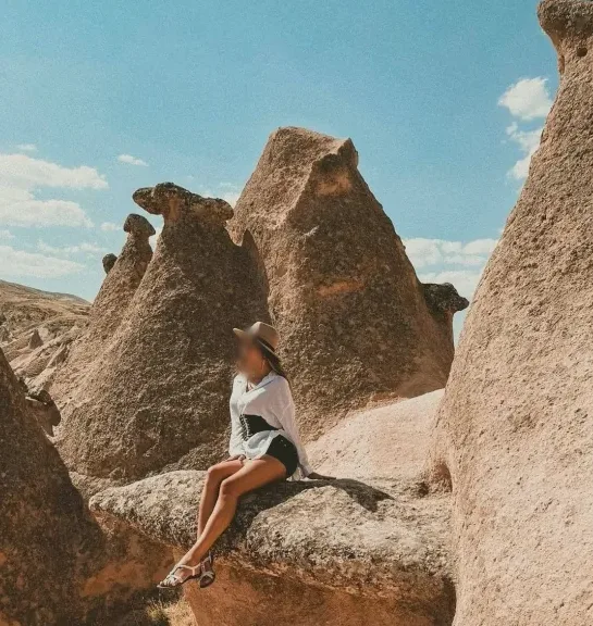Lea, 28