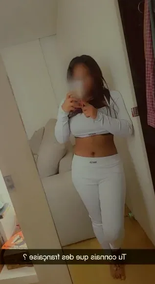 Malou, 25