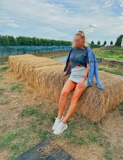 Sanne, 38