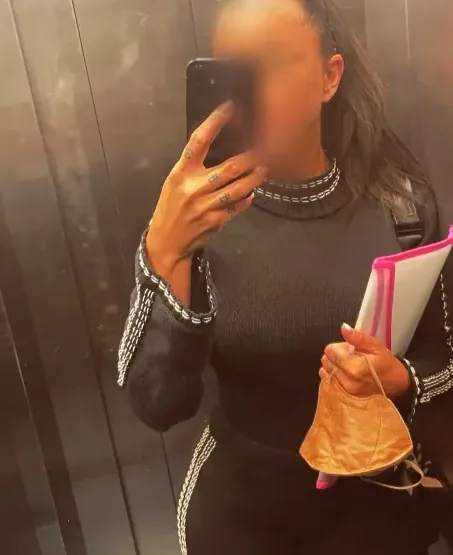 Sofia, 39