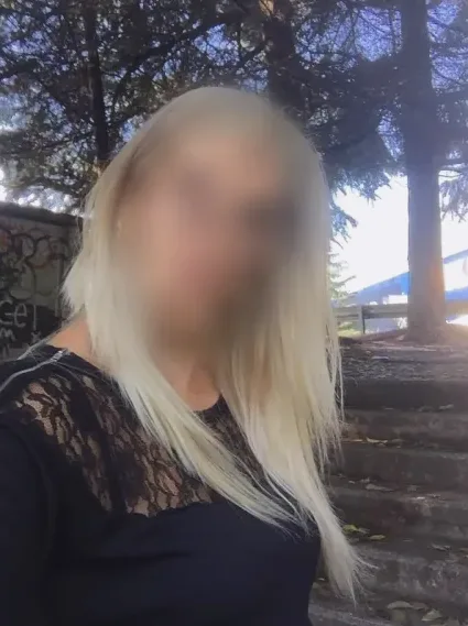 Tilde, 32